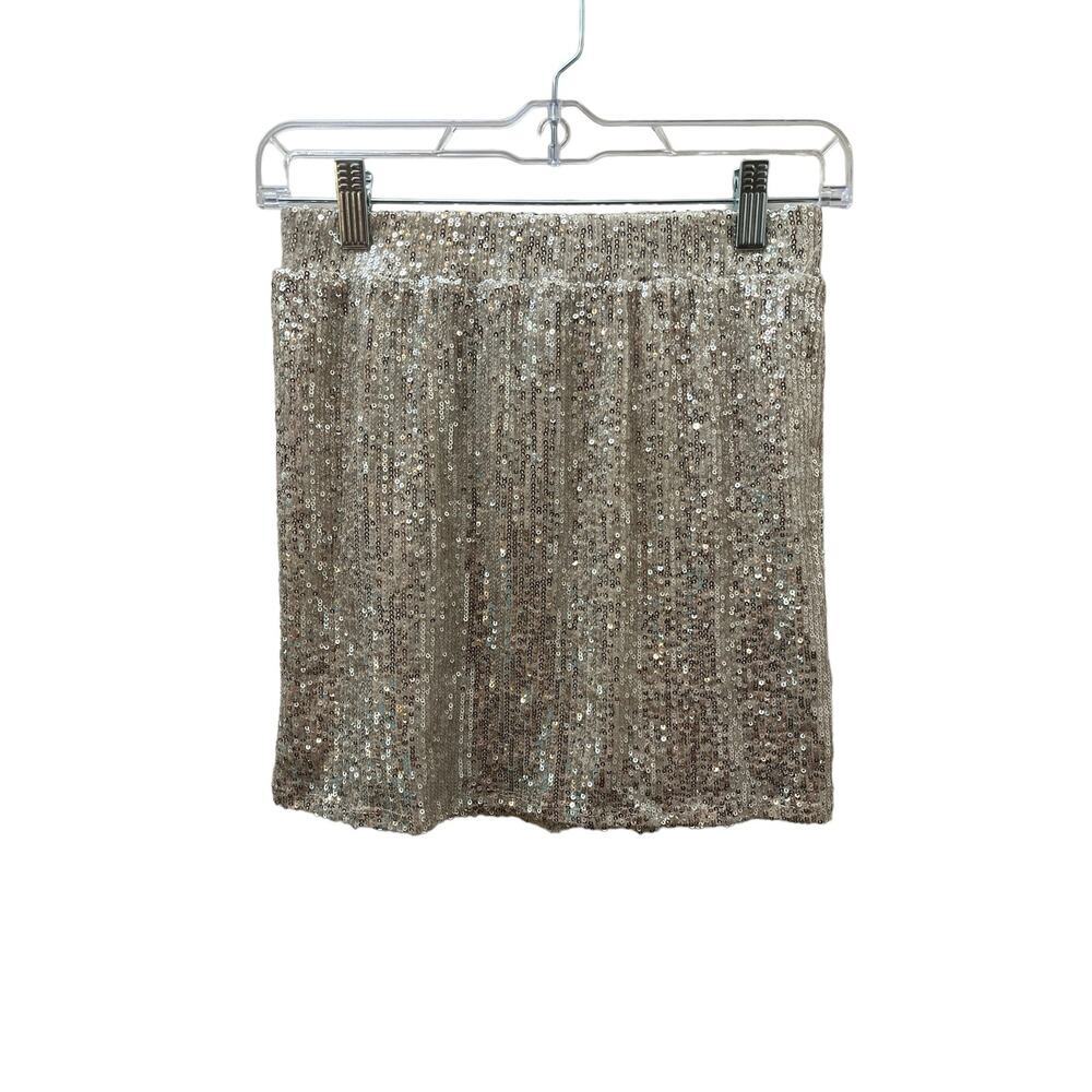 Love on a Hanger Sequin skirt  Size Small​